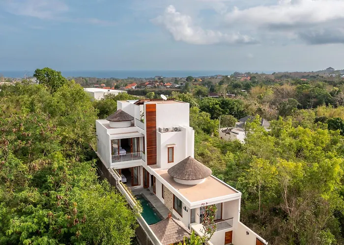 Villa Carina Bali - Satu - 4br Pool Near Melasti Beach, Rooftop Bar & Free Airport Transport