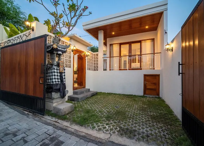 Carina Bali - Satu - 4br Pool Near Melasti Beach, Rooftop Bar & Free Airport Transport Uluwatu
