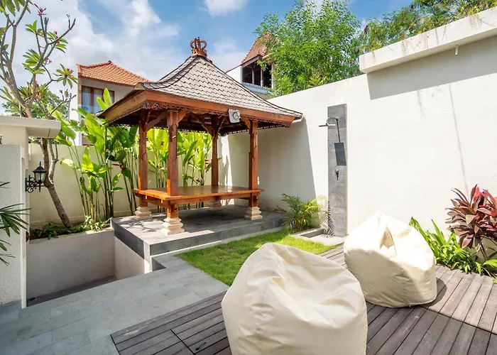 Villa Carina Bali - Satu - 4br Pool Near Melasti Beach, Rooftop Bar & Free Airport Transport