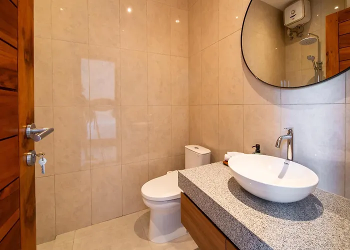 Carina Bali - Satu - 4br Pool Near Melasti Beach, Rooftop Bar & Free Airport Transport Uluwatu